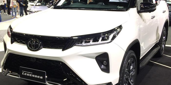 1024x768 File:2020 Toyota Fortuner 2.8 Legender