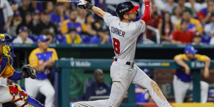 4564x3043 photos of Trea Turner grand slam