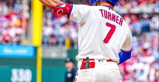 676x1200 MLB Philadelphia Phillies