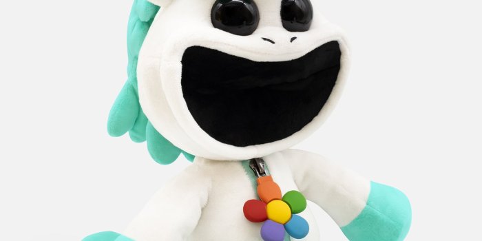 1600x2000 CraftyCorn Plush – Poppy Playtime