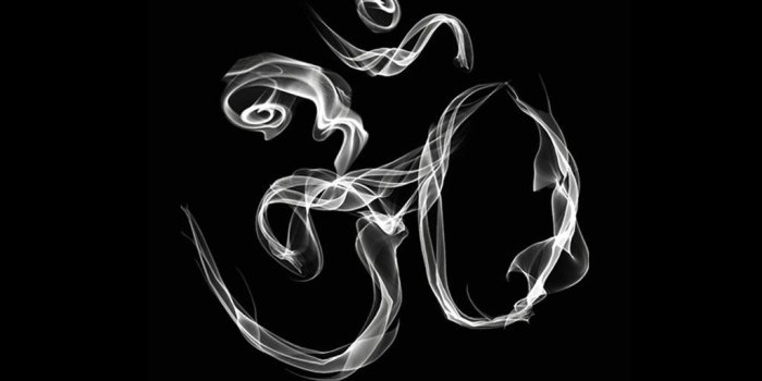 1024x768 Black Om Wallpaper | Om Wallpapers in 2019 | Black wallpaper, Om