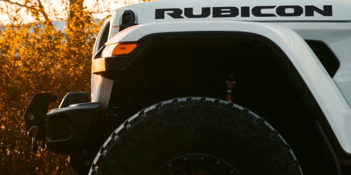 3000x5332 30,000+ Jeep Offroad Pictures