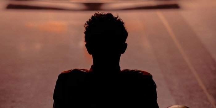 1152x2048 Gulf livery McLaren