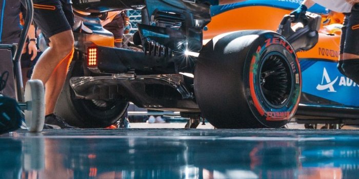 1080x1919 Lando has Landed — Wallpapers, McLaren