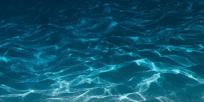 1420x3073 Deep Sea