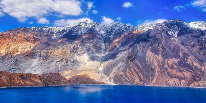 1920x1200 Tajikistan Blue Lake And Sky Wallpaper