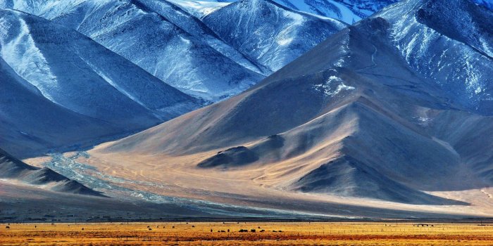 1920x1080 Tajikistan Blue Mountain Ranges