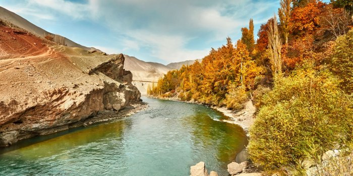 3857x1498 Water attractions of Tajikistan
