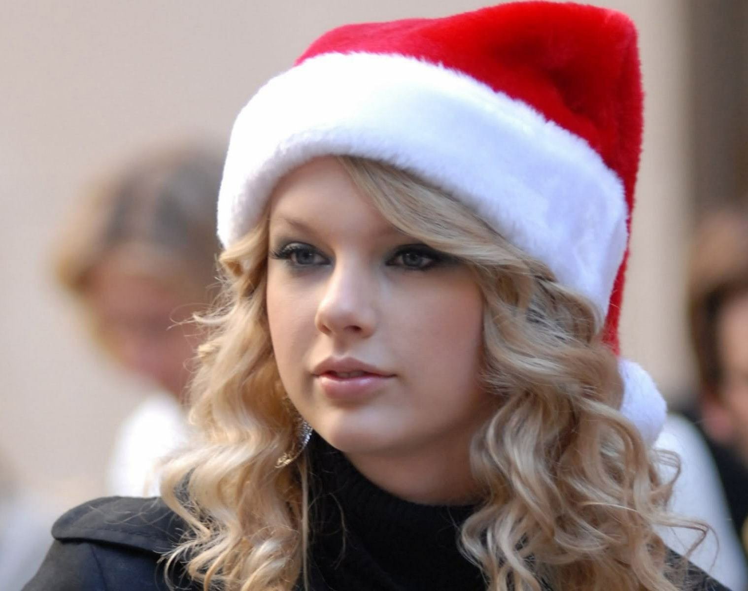 1518x1200 Download Music Taylor Swift Wallpaper