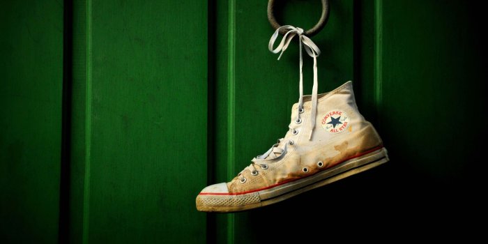 2047x1279 Canvas shoes, Converse, Grass, Jumping wallpaper | other