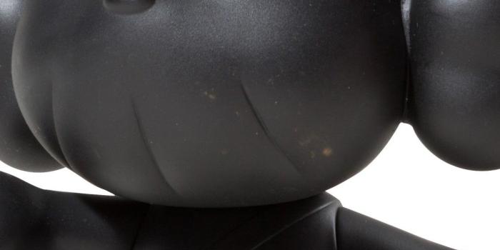 1125x2436 Download Kaws Bearbricks, Kaws Bape Wallpaper - Figurine, Hd