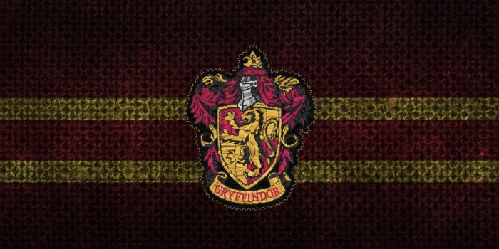 2560x1600 71+ Hogwarts Crest Wallpapers on WallpaperPlay