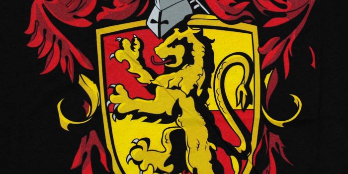 1001x1274 50+] Hogwarts Crest Wallpaper on WallpaperSafari