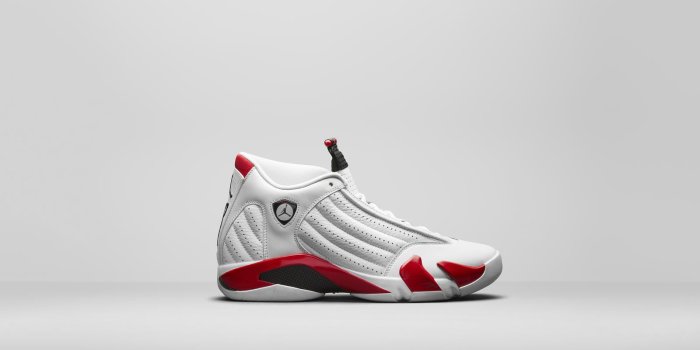 1600x900 Air Jordan 13 Cap and Gown, Air Jordan 7 Ray Allen, Air Jordan 14