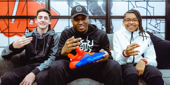 1920x1080 Donovan Mitchell selects aspiring sports writers from his High