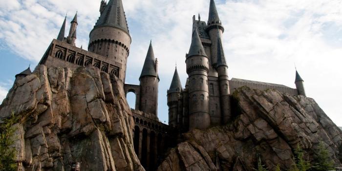 1600x1074 1356697 free wallpaper and screensavers for hogwarts castle | Man