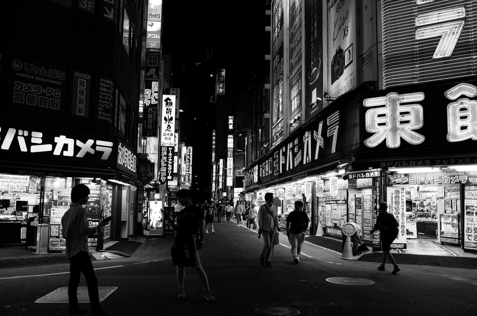 4928x3264 Wallpaper : Japan, city, street, cityscape, night, road, Leica