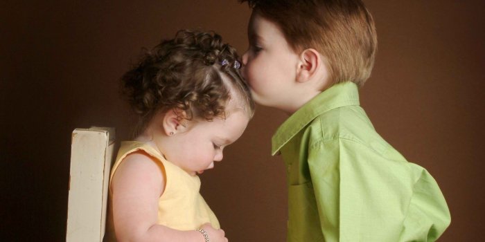 2560x1440 Love Kiss Wallpaper 2018 (68+ pictures)