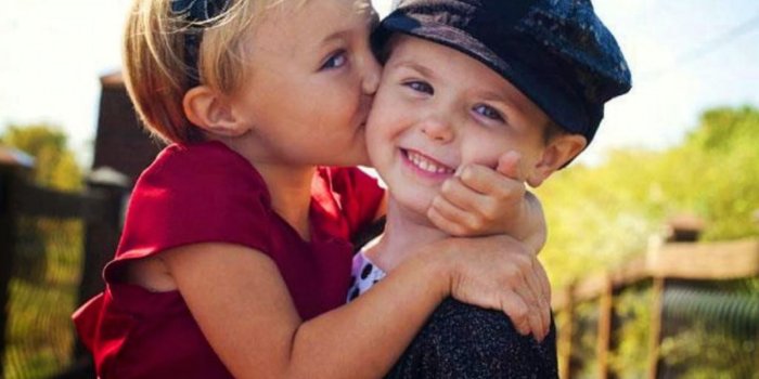 1600x1200 60+ Cute Baby Love Wallpapers - Download at WallpaperBro