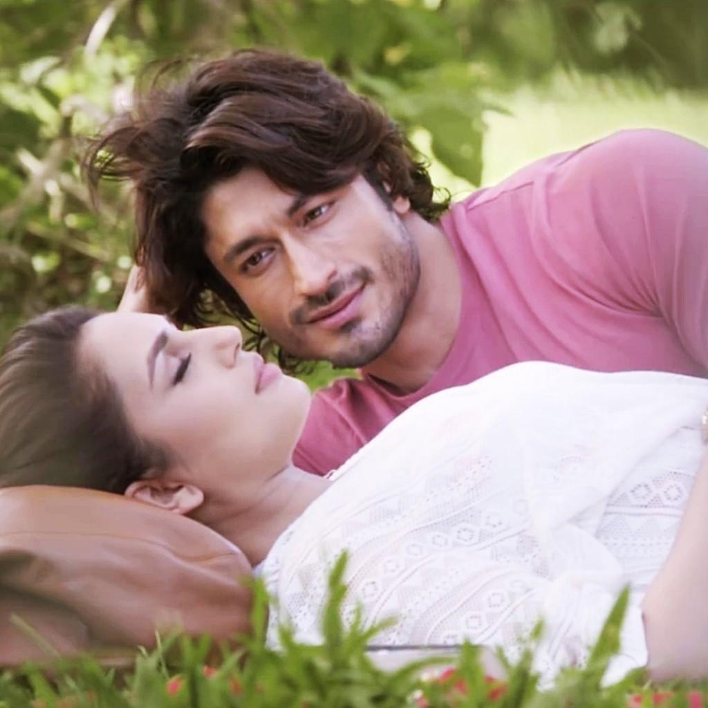 1024x1024 Hd Love Couple Wallpapers For Mobile , (48+) image collections of