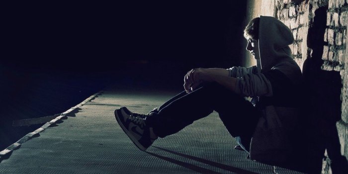 1499x880 Alone Boy Wallpaper Fish Wallpaper Boys Wallpaper Wallpaper - Alone