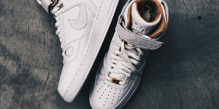 1000x1333 500+ Sneakers Pictures [HD] | Download Free Images on Unsplash