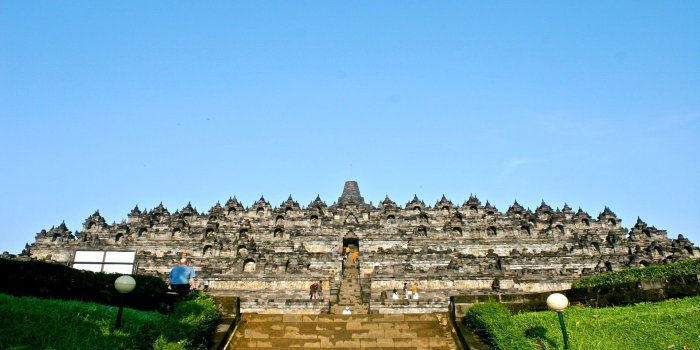 1920x1080 Borobudur Famous Temple in Magelang Regency Indonesia Tourist Place
