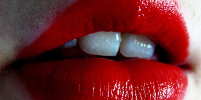 2307x1783 hd lips Gallery | mouth strauß in 2019 | Lips, Lip wallpaper, Red lips