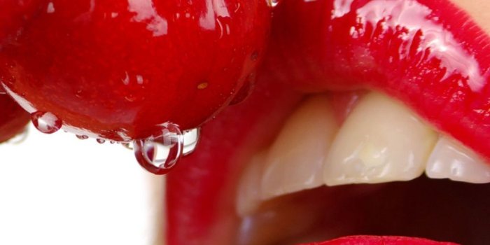 1024x1024 Girl Lips HD desktop wallpaper High Definition Fullscreen Mobile