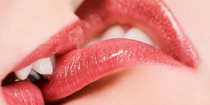 1920x1080 8589130459962-red-beautiful-lips-wallpaper-hd | The Celebration