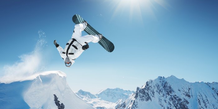 3840x2400 45+] Extreme Snowboarding Wallpapers - WallpaperSafari