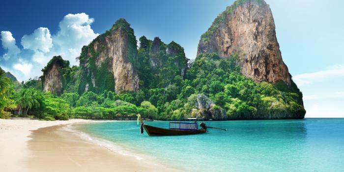 5000x2812 Tropical Beach - Desktop Wallpaper