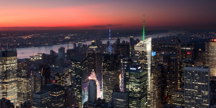 1366x768 Night, New York City, Capital City, Metropolis, Landmark Laptop