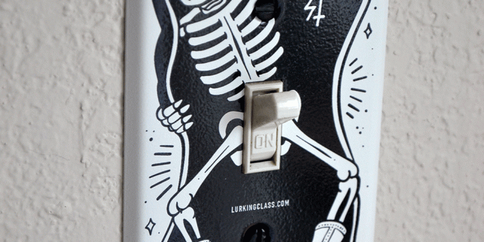 1024x1024 Lurker Sticker XL