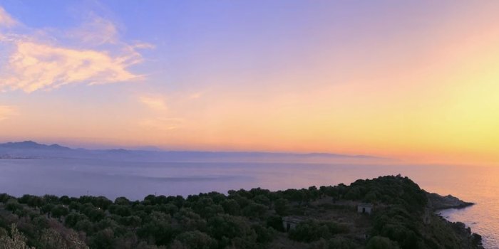 1680x480 Lighthouse of Milazzo in Sicily