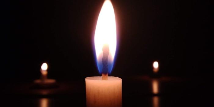 1000x1333 100+ Candle Pictures | Download Free Images & Stock Photos on Unsplash
