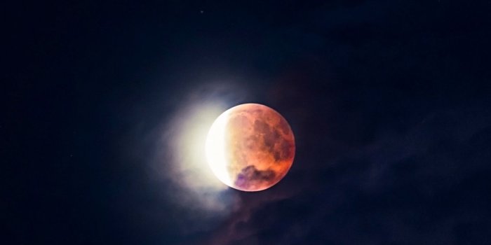 1440x2560 Download wallpaper 1440x2560 moon, full moon, red moon, sky, night