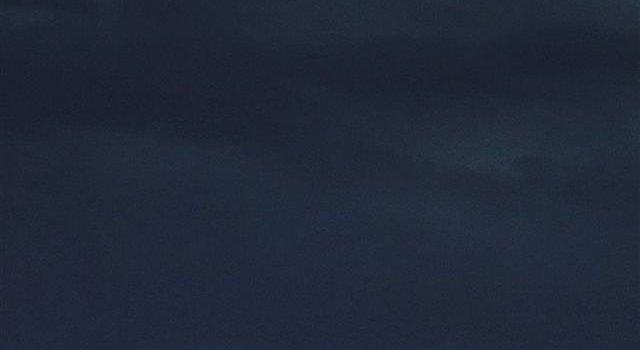 640x1385 Blood Moon over a Dark Mountain iPhone X Wallpapers Free Download