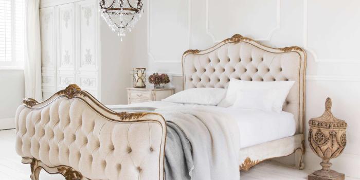 2560x2536 Lovely Decorate A Bedroom To Make It Look Romantic - Rose Gold