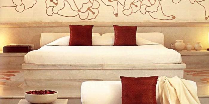 1024x1498 interior design romantic bedroom with wall lighting and wallpaper