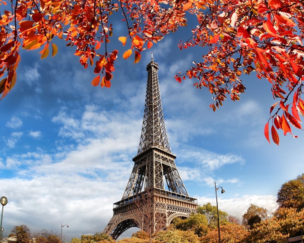 1280x1024 Autumn In Paris Wallpapers High Quality | Download Free