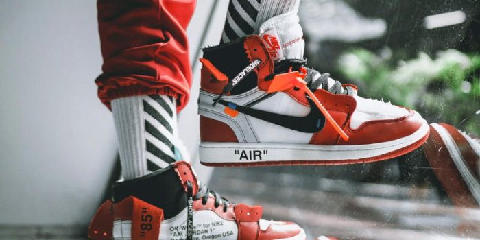 800x1200 OFF-WHITE x Air Jordan 1 On-Feet Images | HYPEBEAST
