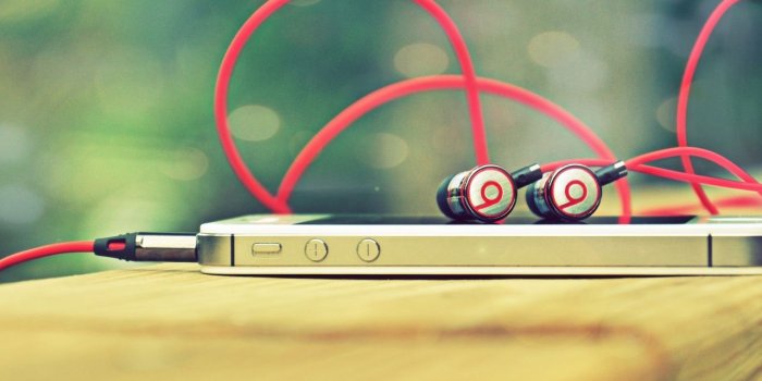 1280x804 iPhone 4s Beats Headphones wallpapers | iPhone 4s Beats Headphones