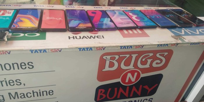 1920x1440 Bugs N Bunny Electronics Photos, Kasarvadavali, Thane- Pictures