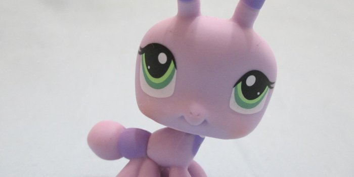 1600x1200 Littlest Pet Shop ( LPS )