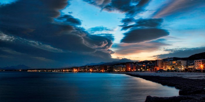 2560x1600 Night beach wallpapers Gallery