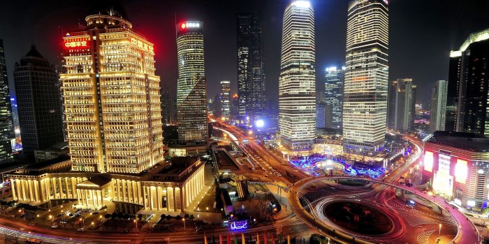 2940x1898 Shanghai Night Street HD Wallpaper, Background Images