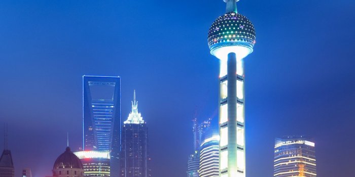 1440x2560 Building in Shanghai wallpaper