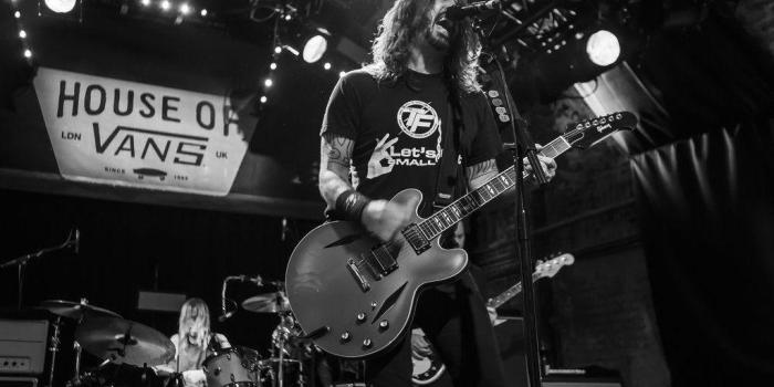 1024x768 Foo Fighters Wallpapers