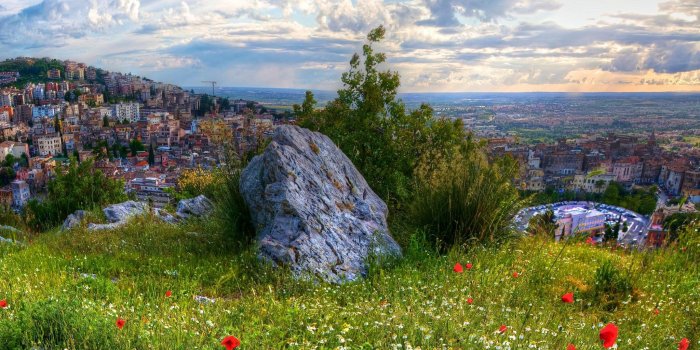 2048x1152 Hillside HD wallpapers Collection